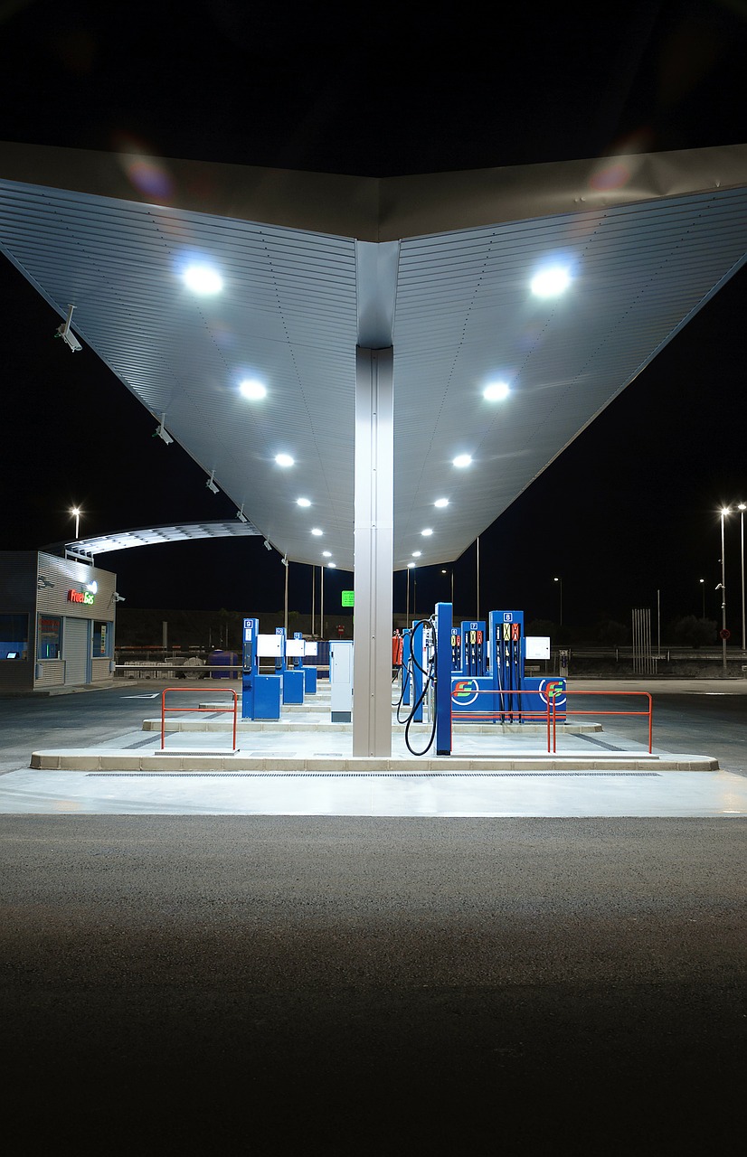 froet gas, petrol station, gasoline